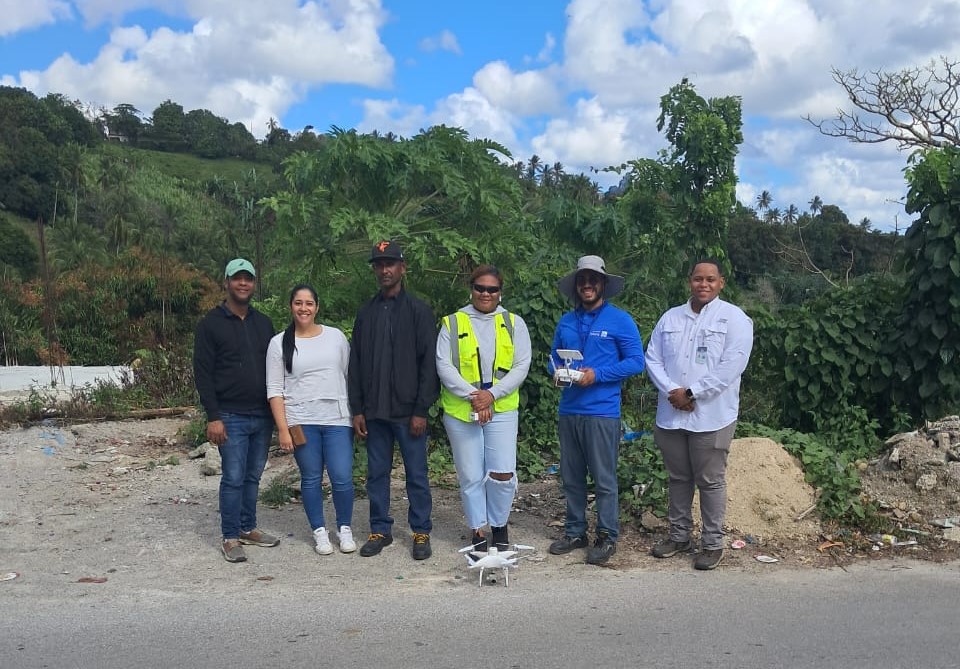 IGN-JJHM realiza proyecto de Vuelo Carretera Samaná- El Valle